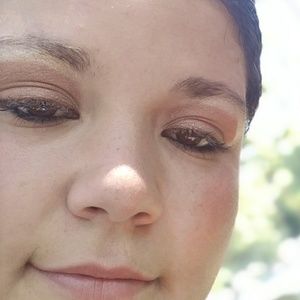 Meet your Posher, Leanna